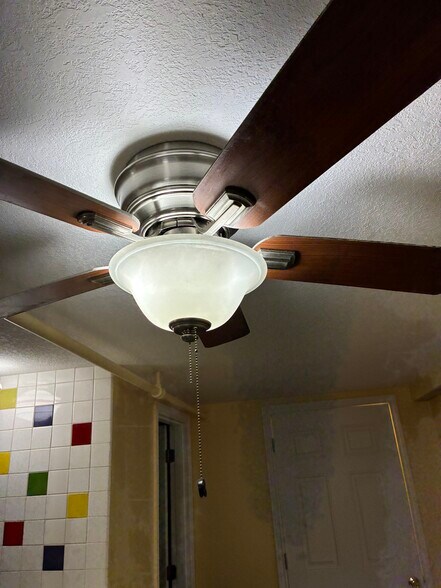 Building Photo - 5508 SE Harold St