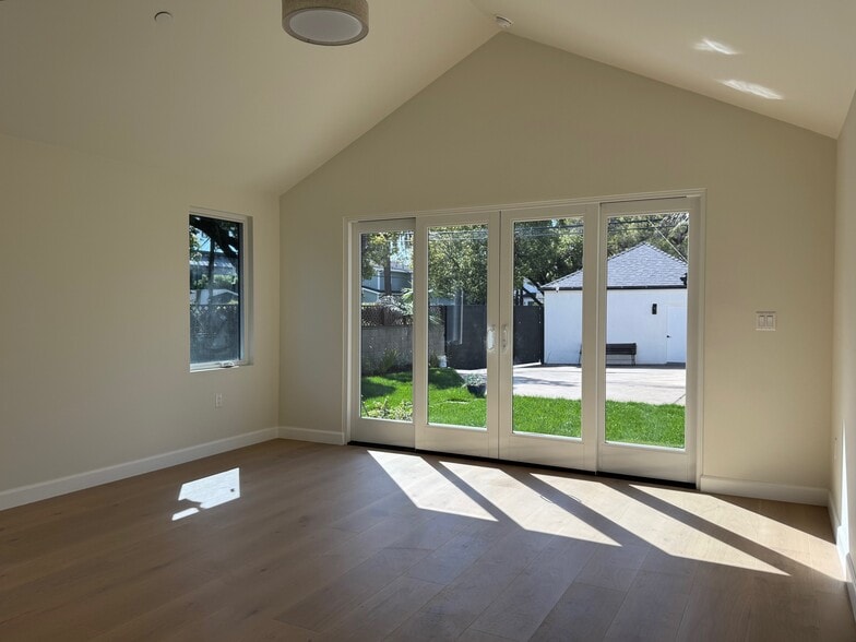 Building Photo - 2525 Idaho Ave