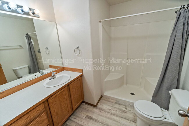 Building Photo - 2814 N 14th Pl