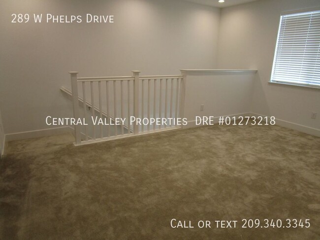 Building Photo - 289 W Phelps Dr