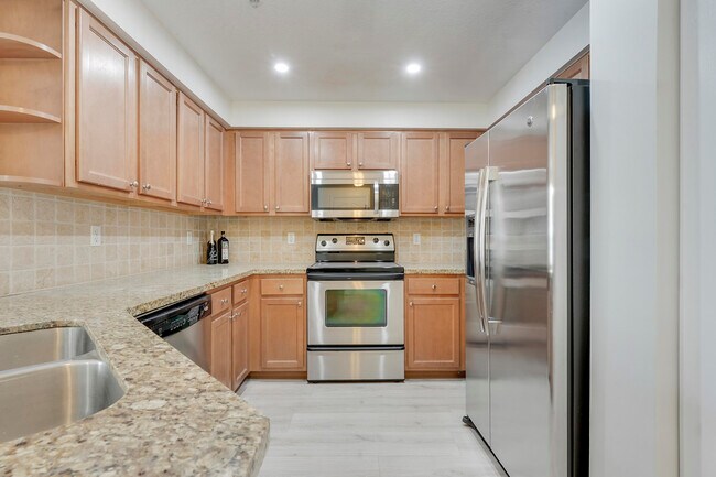 Building Photo - 155 Galicia Way
