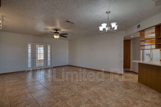 Building Photo - 2512 Cisco Dr S