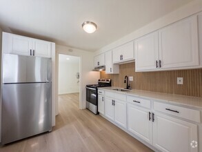 Building Photo - Meadowbrook Apartments