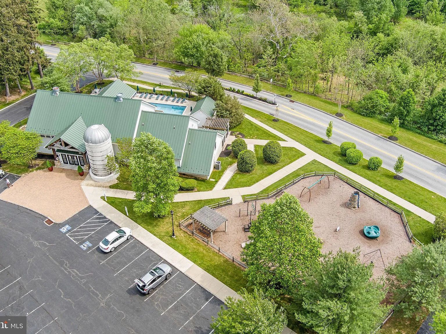 Building Photo - 3413 Bergamont Way