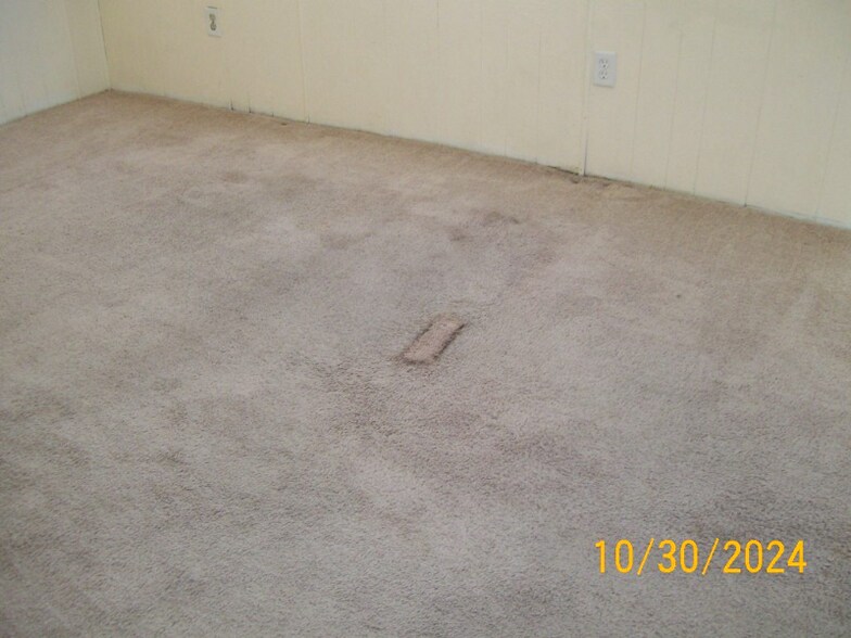 Building Photo - 430 N C St