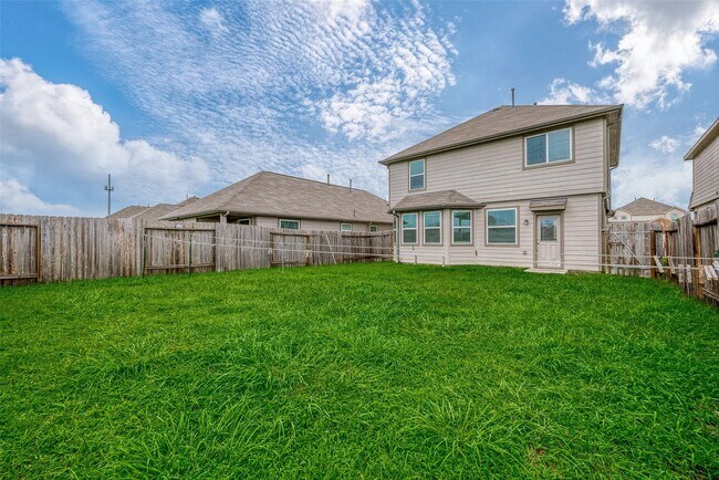 Building Photo - 17219 Quiet Song Ct