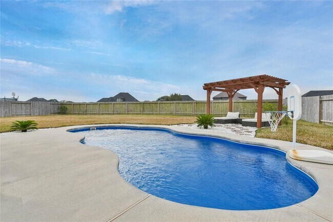 Building Photo - 1236 Laurel Lp