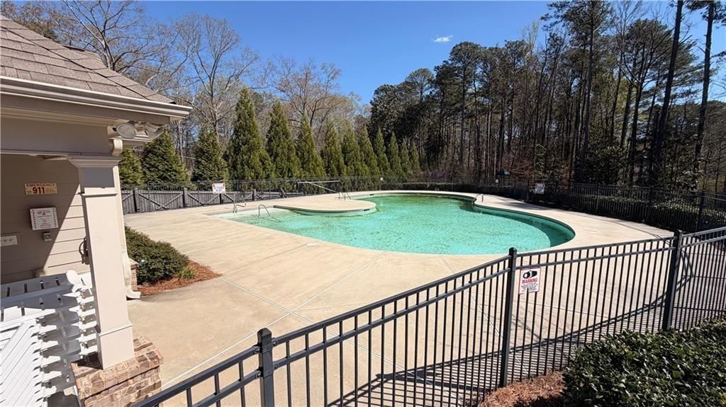 Building Photo - 2568 Village Park Bend