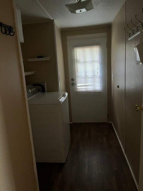 Building Photo - 96 Green Acres Dr