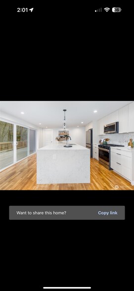 Building Photo - 7101 Highland Park Way SW