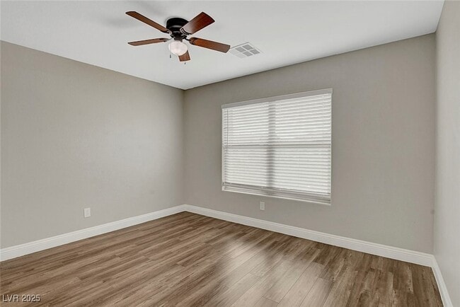 Building Photo - 9676 Grouse Grove Ave
