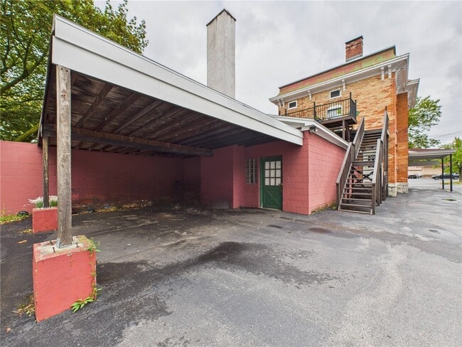 Building Photo - 40 E Genesee St