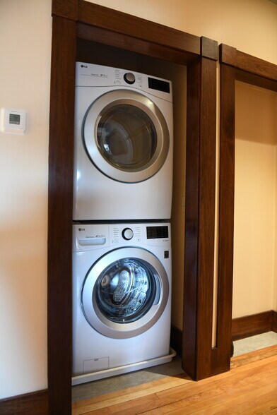 Apartment 4 Laundry - 223 Lisbon St