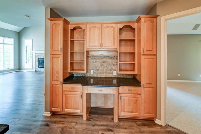 Building Photo - Beautifully updated 4 bedroom home in Southbridge, Waunakee