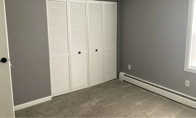 Building Photo - 25 Balance Rock Rd