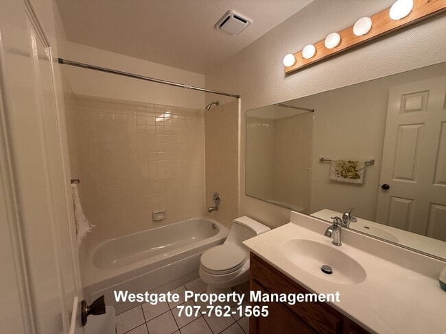Building Photo - 1417 Dandelion Way