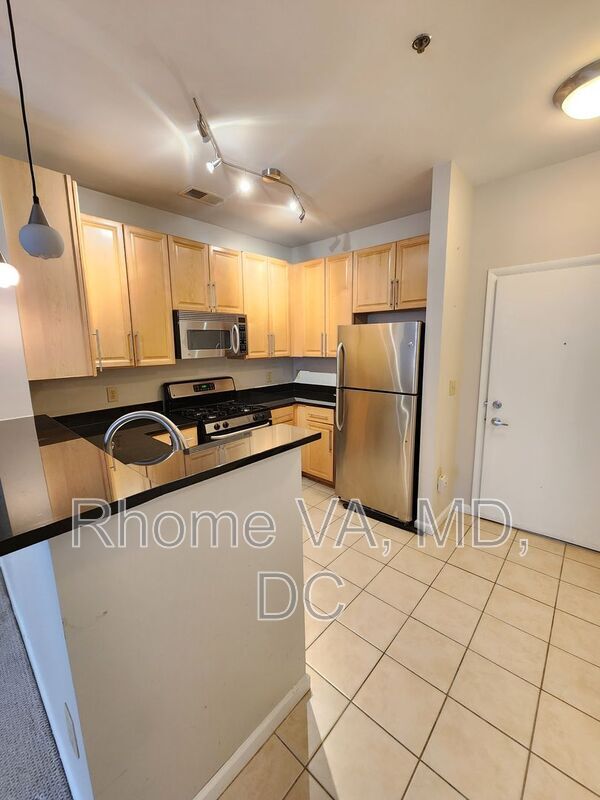 Building Photo - 1201 East-West Hwy