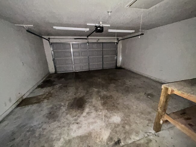 Building Photo - Great Home For Rent