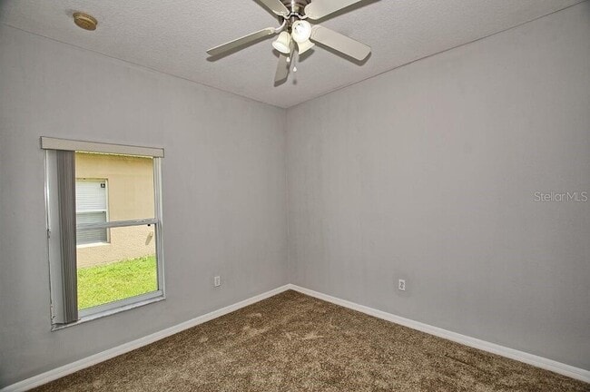 Building Photo - 4000 Bougainvillea Pl