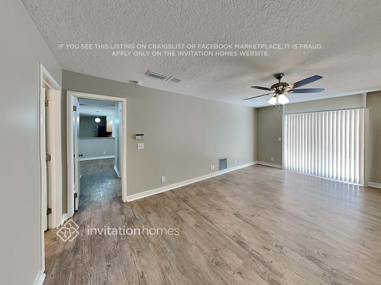 Building Photo - 8652 Villa San Jose Dr E
