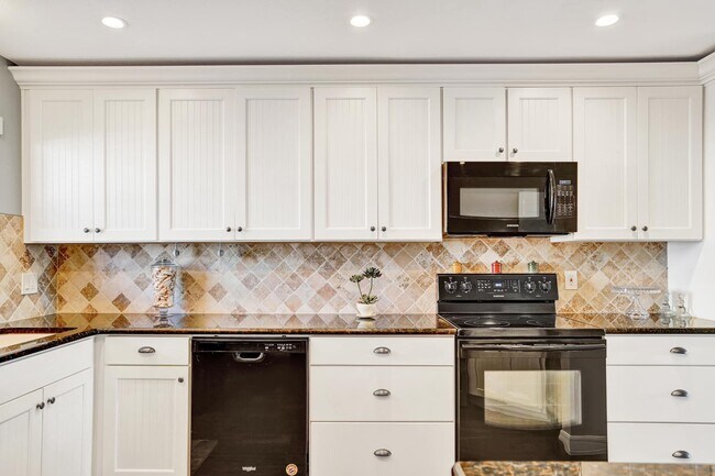 Building Photo - 5555 Gulf Blvd