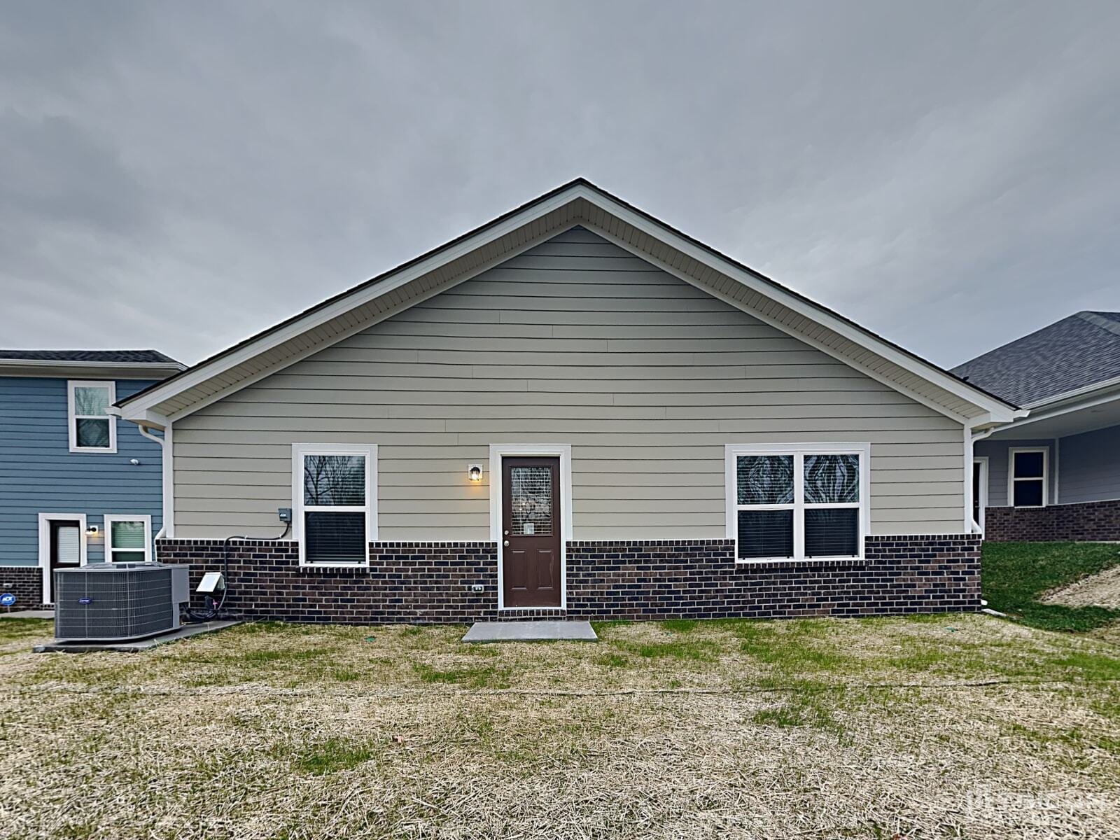 Building Photo - 127 Harvest Cir