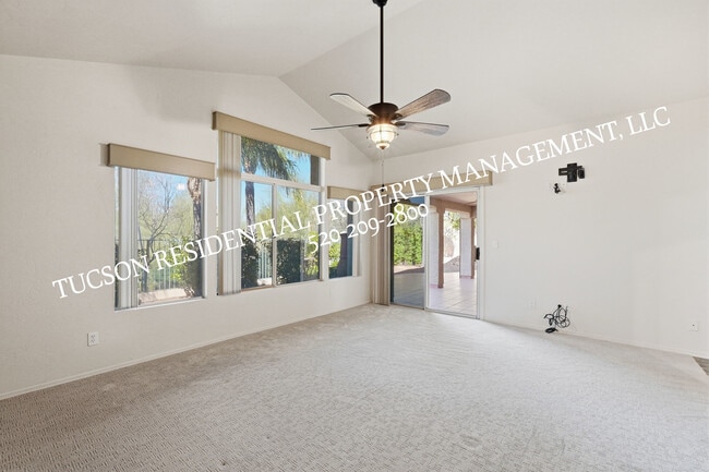 Building Photo - 10845 N Eagle Eye Pl