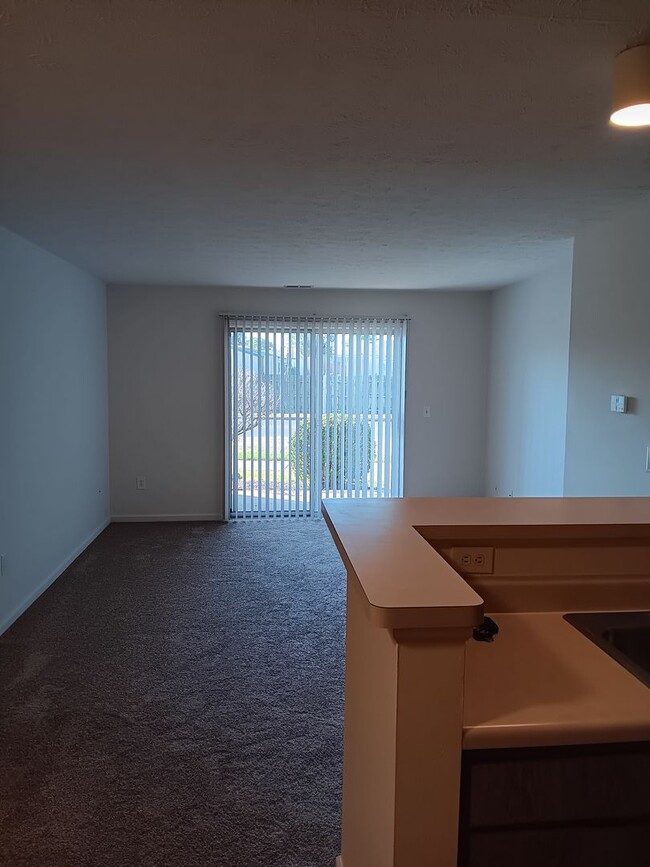 Building Photo - TWO BEDROOM ONE BATH