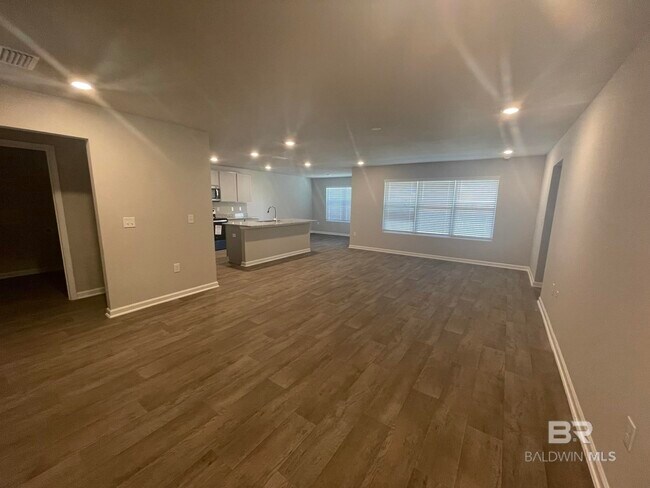 Building Photo - 20687 Mercury Dr