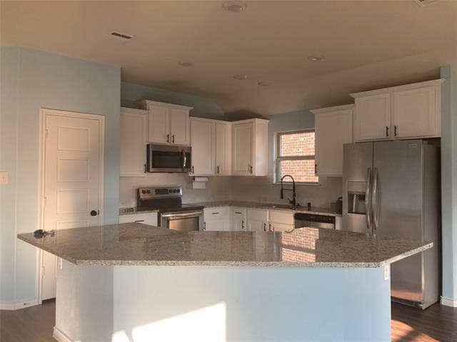 Building Photo - 107 Arborside Dr