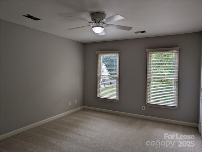 Building Photo - 9125 Old Barnette Pl