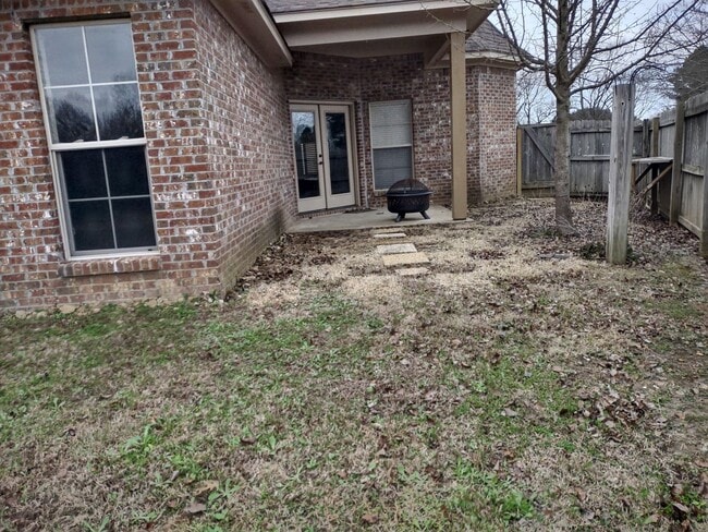 Building Photo - 446 Ash Tree Ln