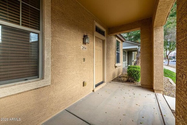 Building Photo - 2854 S Peel Dr