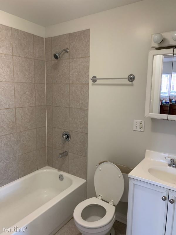 Building Photo - 2 br, 2 bath Apartment - 6414 N RIDGE BLVD