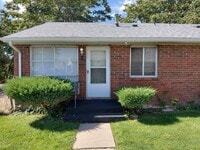 Building Photo - ALL PROSPECTIVE TENANTS MUST SUBMIT A $58 ...