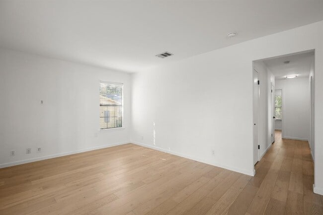 Building Photo - 1603 Grayford Dr