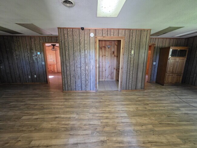 Building Photo - 24.2 Acres – Industrial Warehouse, Residential Or Office Space, Pole Shed & Recreational Land