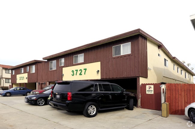 Building Photo - Sea Breeze Apartments