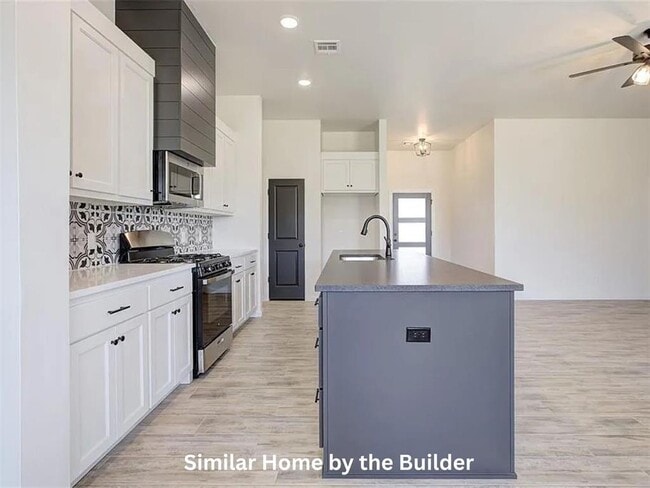 Building Photo - 2004 W Flintlock Wy