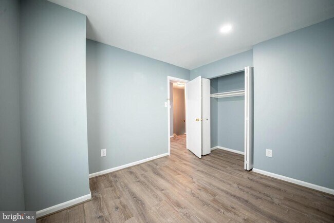 Building Photo - 3915 Friar St