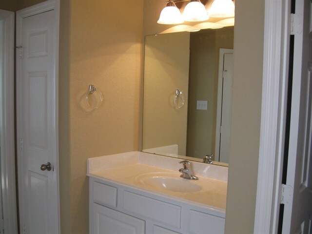 Building Photo - 1402 Chandler Cove