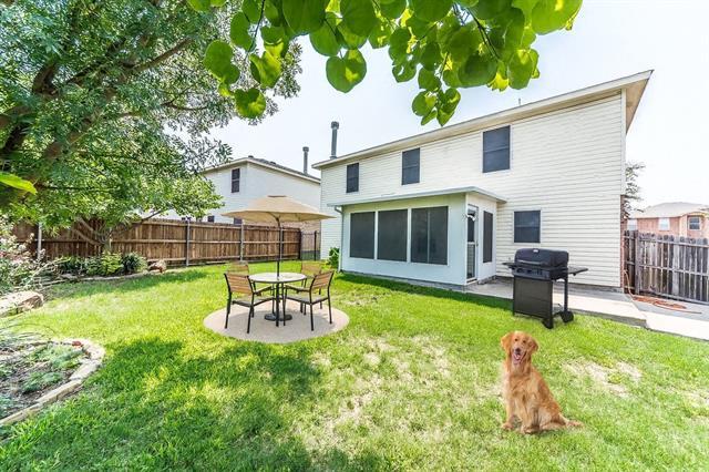 Building Photo - 8709 Stonebriar Ln