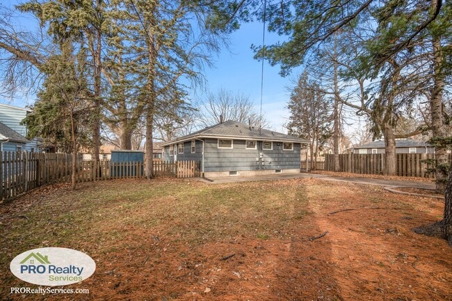 Building Photo - 4359 7th St NE