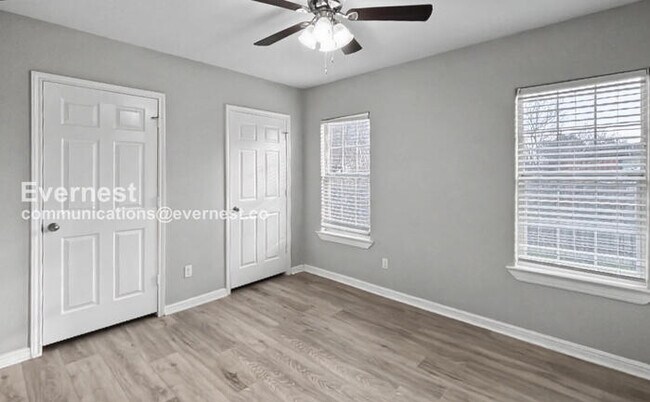 Building Photo - 201 Armstrong St