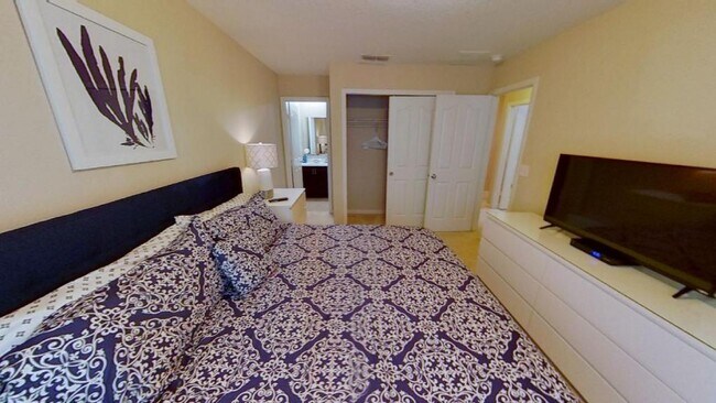 Building Photo - 5119 Killarney Wy