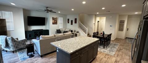 Building Photo - 215 Silver Fir Ct