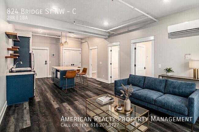 Building Photo - 824 Bridge St NW