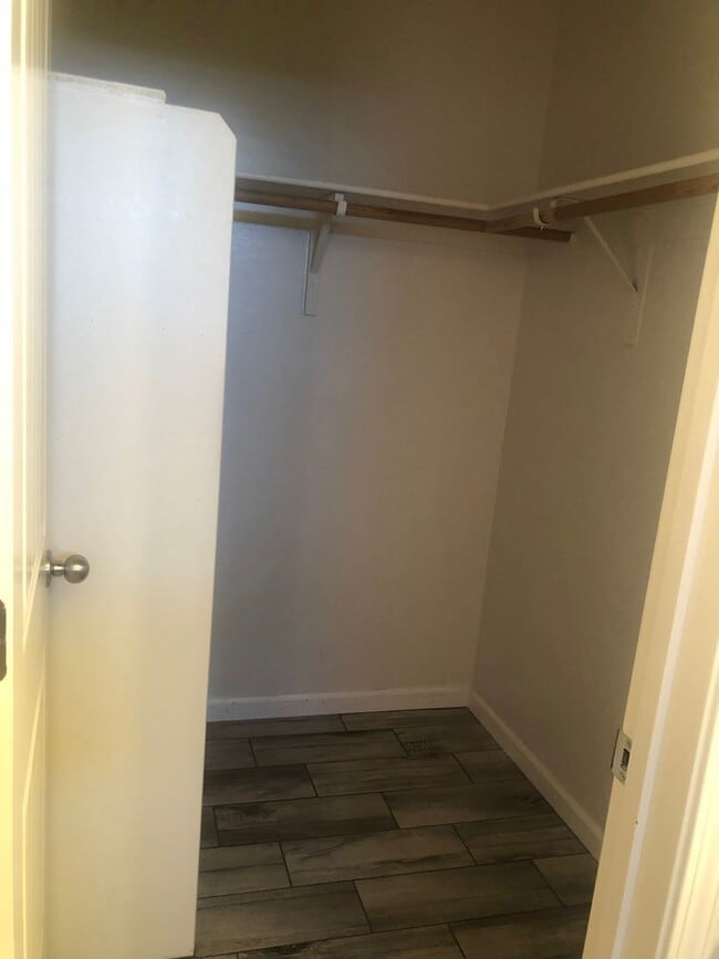Building Photo - Single Family Home!!