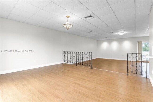 Building Photo - 14820 Naranja Lakes Blvd