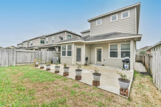 Building Photo - 18226 Chianti Ridge Dr